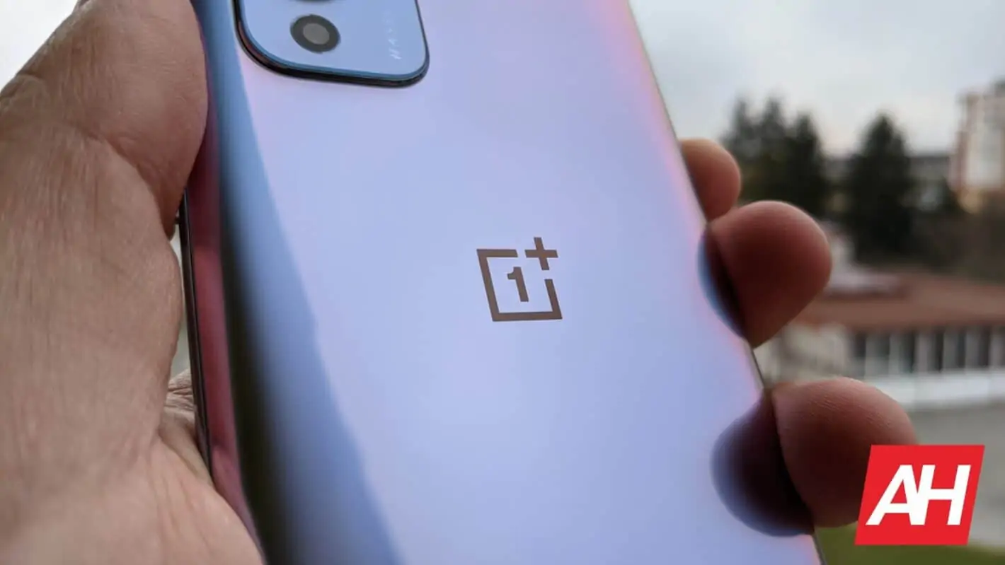 Featured image for OnePlus 11R Specs Reveal A OnePlus 10T Clone… Almost