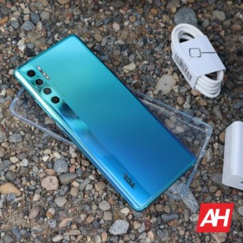 01 2 TCL 20 Pro 5G review hardware DG AH 2021