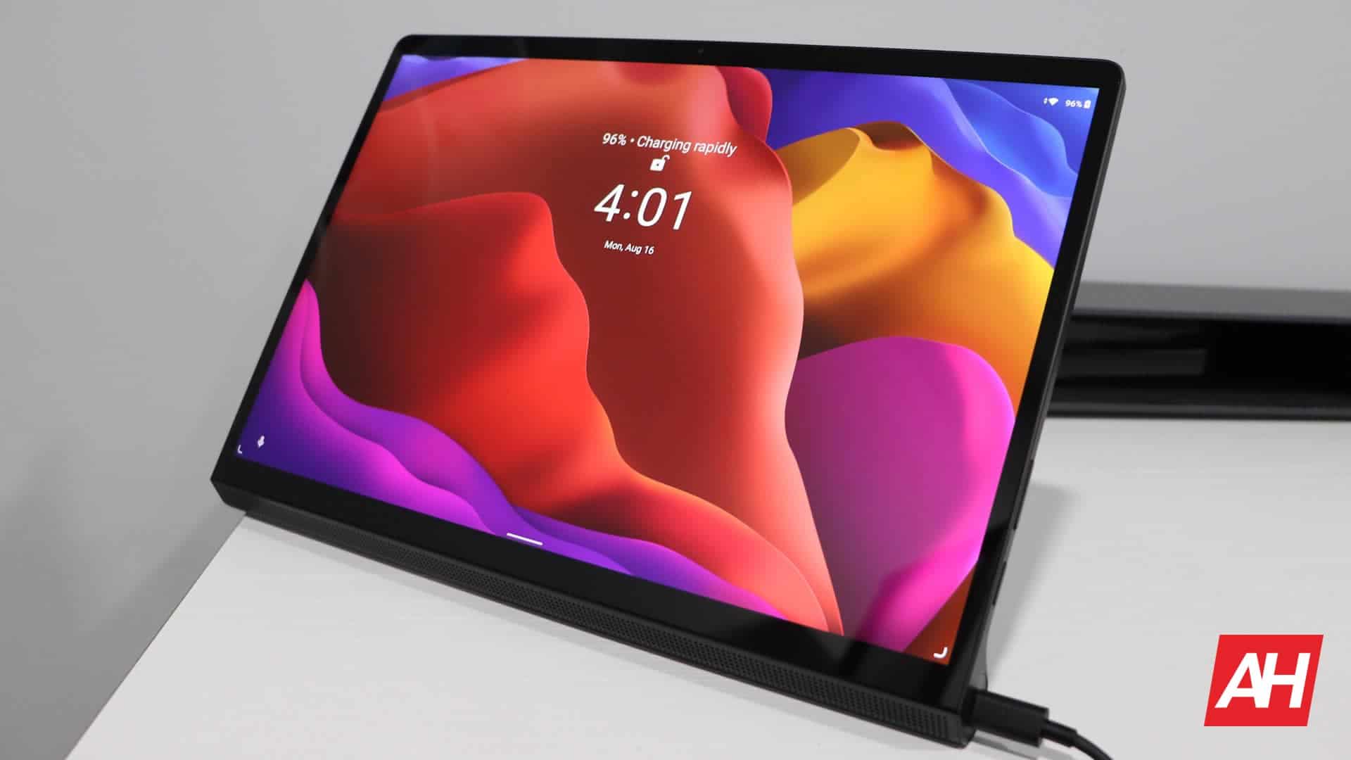 05 Lenovo Yoga Tab 13 review audio DG AH 2021