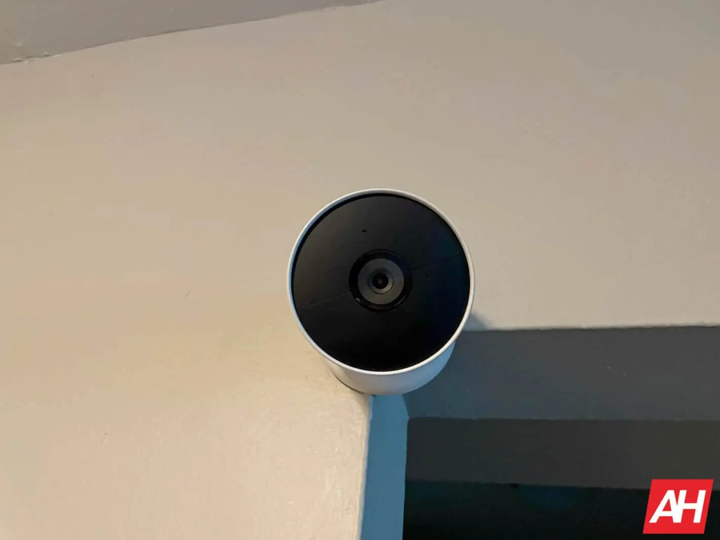 Featured image for How To Move Your Nest Camera To A New Room