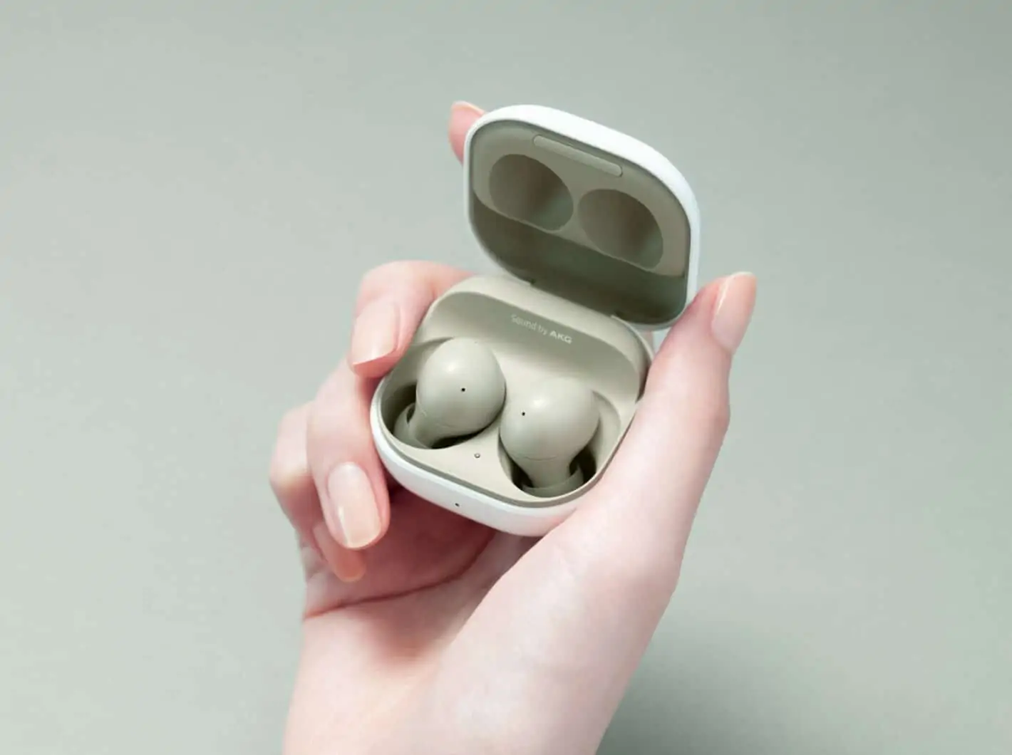 Featured image for Samsung enriches Galaxy Buds with 