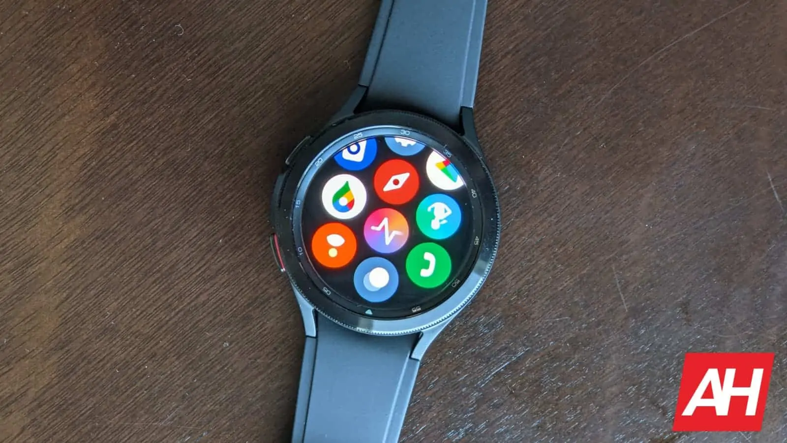 Samsung Galaxy Watch 4 Classic Hands On 9