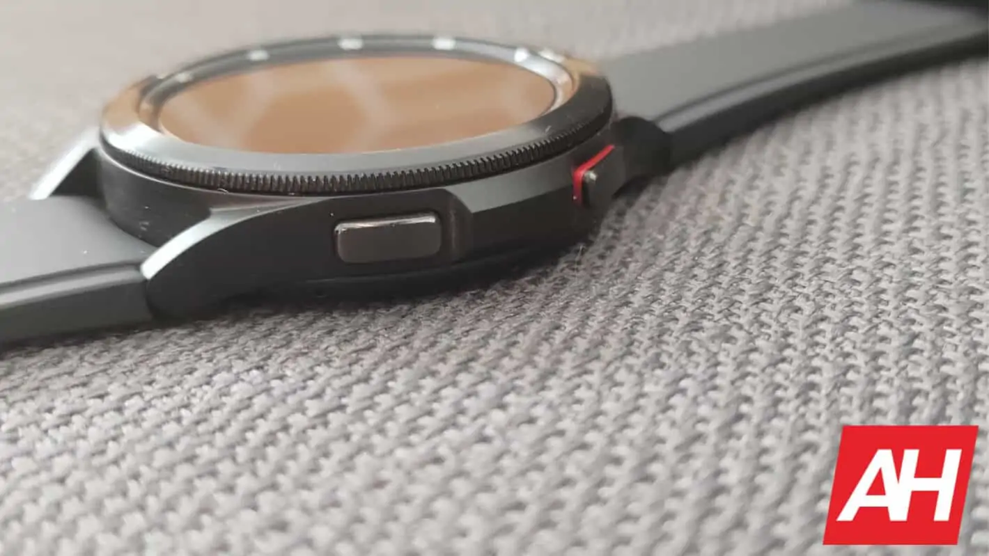 Featured image for Galaxy Watch 6 could bring back the physical rotating bezel