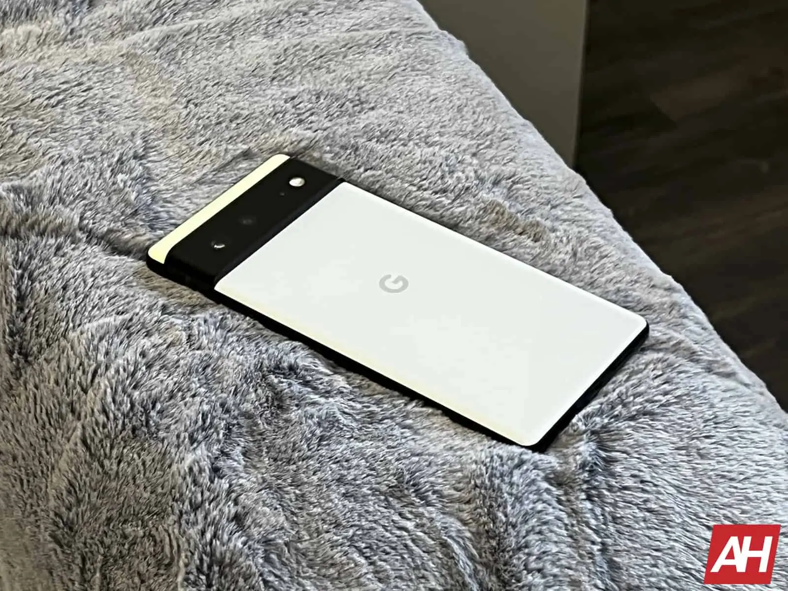 Google Pixel 6 Review AM AH 08