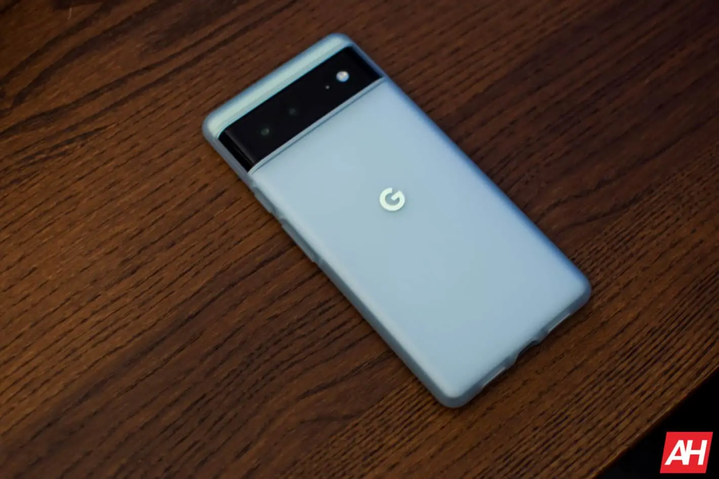 Featured image for Pixel 6 Phones Silently Get Adaptive Sound Feature