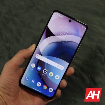 01 8 Motorola One 5G Ace Review Hardware DG AH 2022