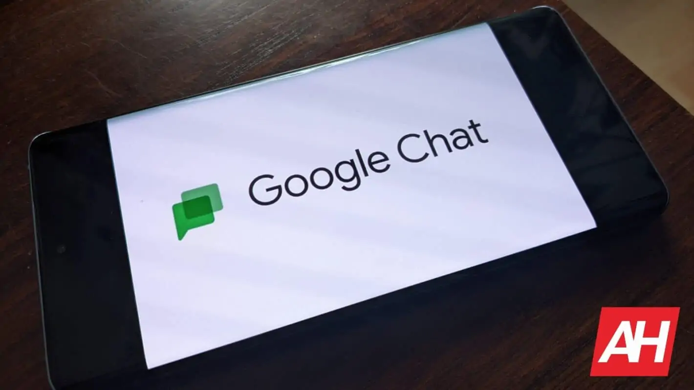 Featured image for Google Chat picks up Smart Compose on the web