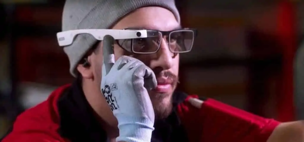 Featured image for Google officially kills off the Google Glass