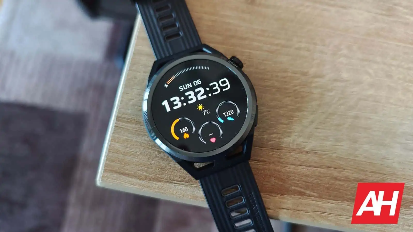 AH Huawei Watch GT Runner 302