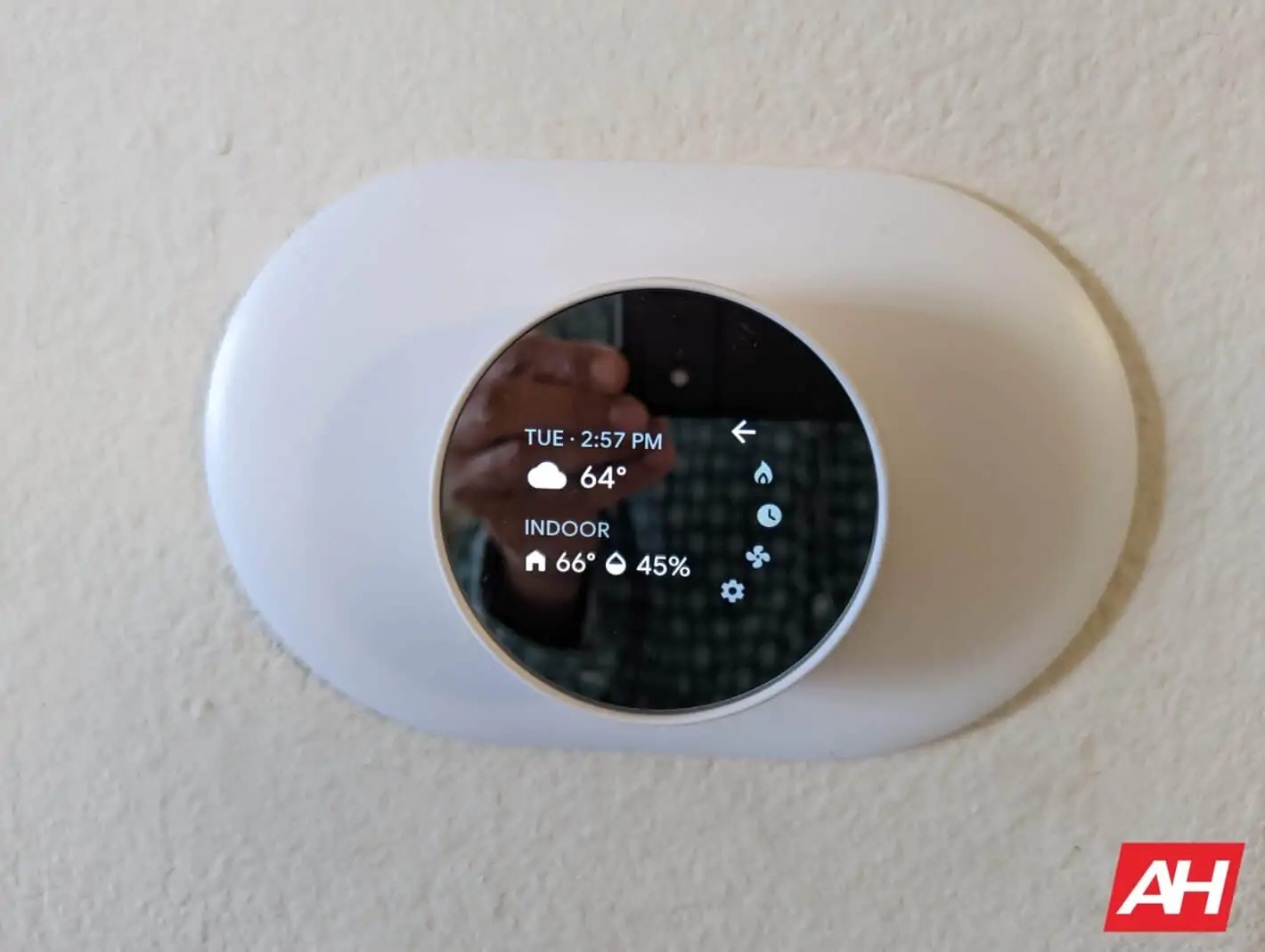 Google Nest Thermostat AH HR Controls