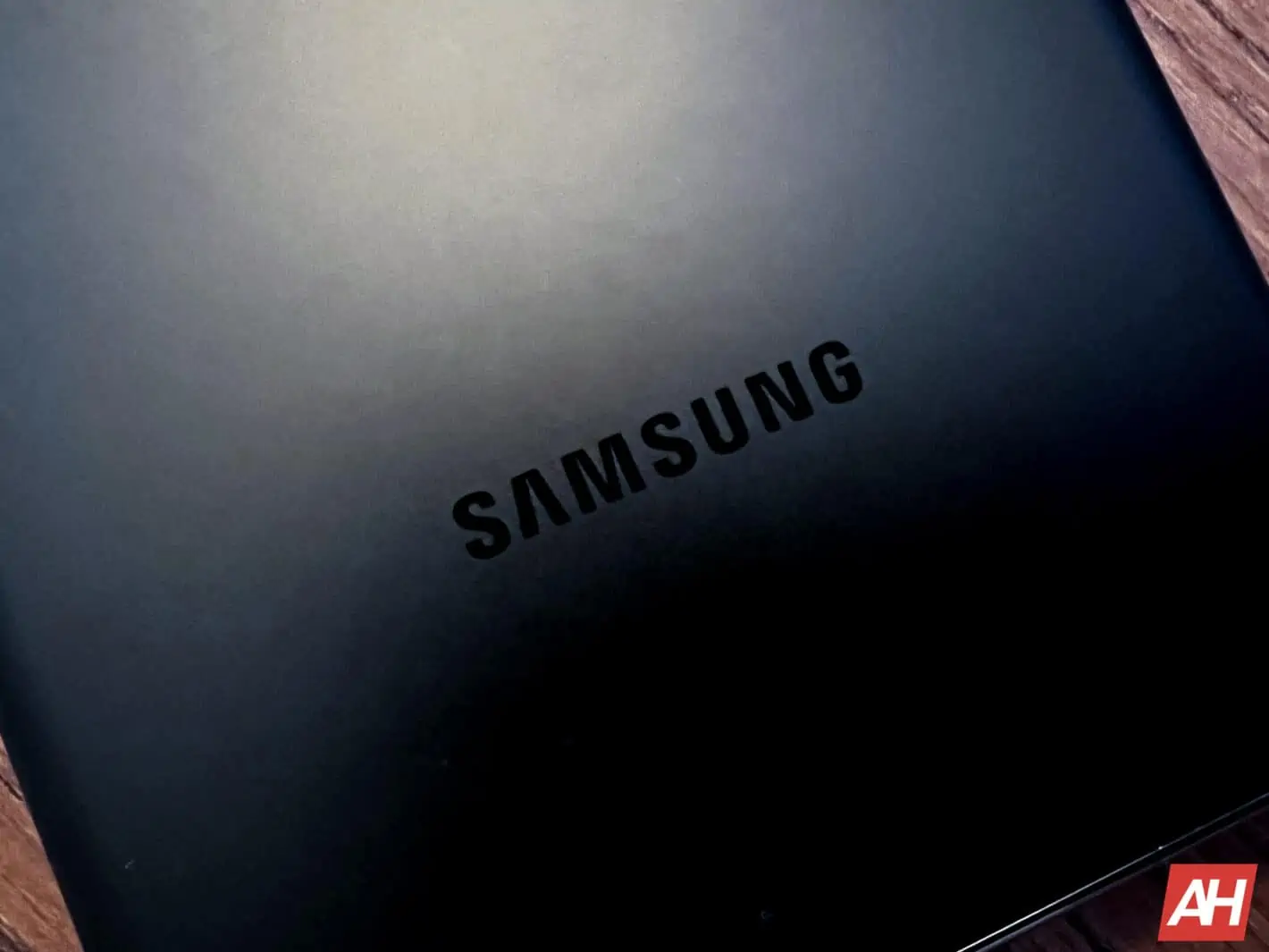 Featured image for Samsung May Make Exclusive Processors For Galaxy Smartphones