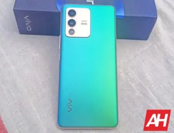 Vivo V23 Pro Review SA AH 05