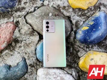 Vivo V23 Pro Review SA AH 14