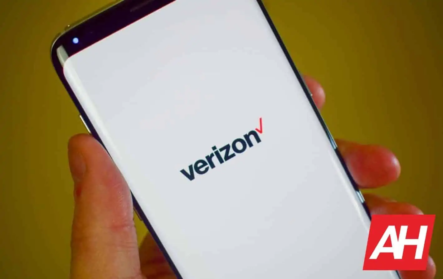 Featured image for Verizon warns subscribers about smishing attacks