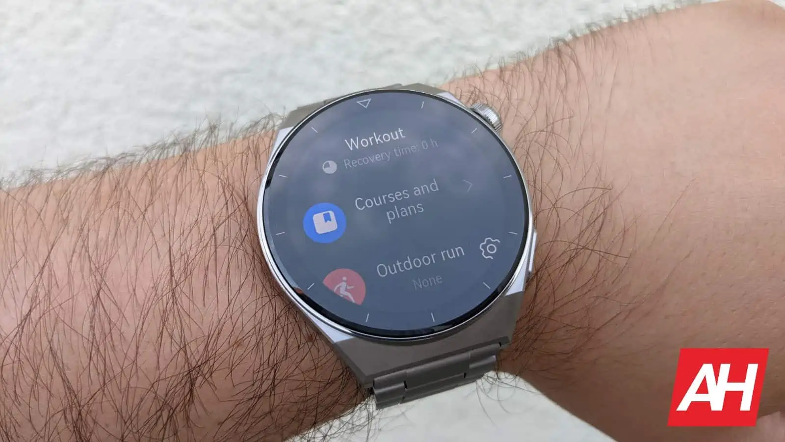 AH Huawei Watch GT 3 Pro Titanium image 7