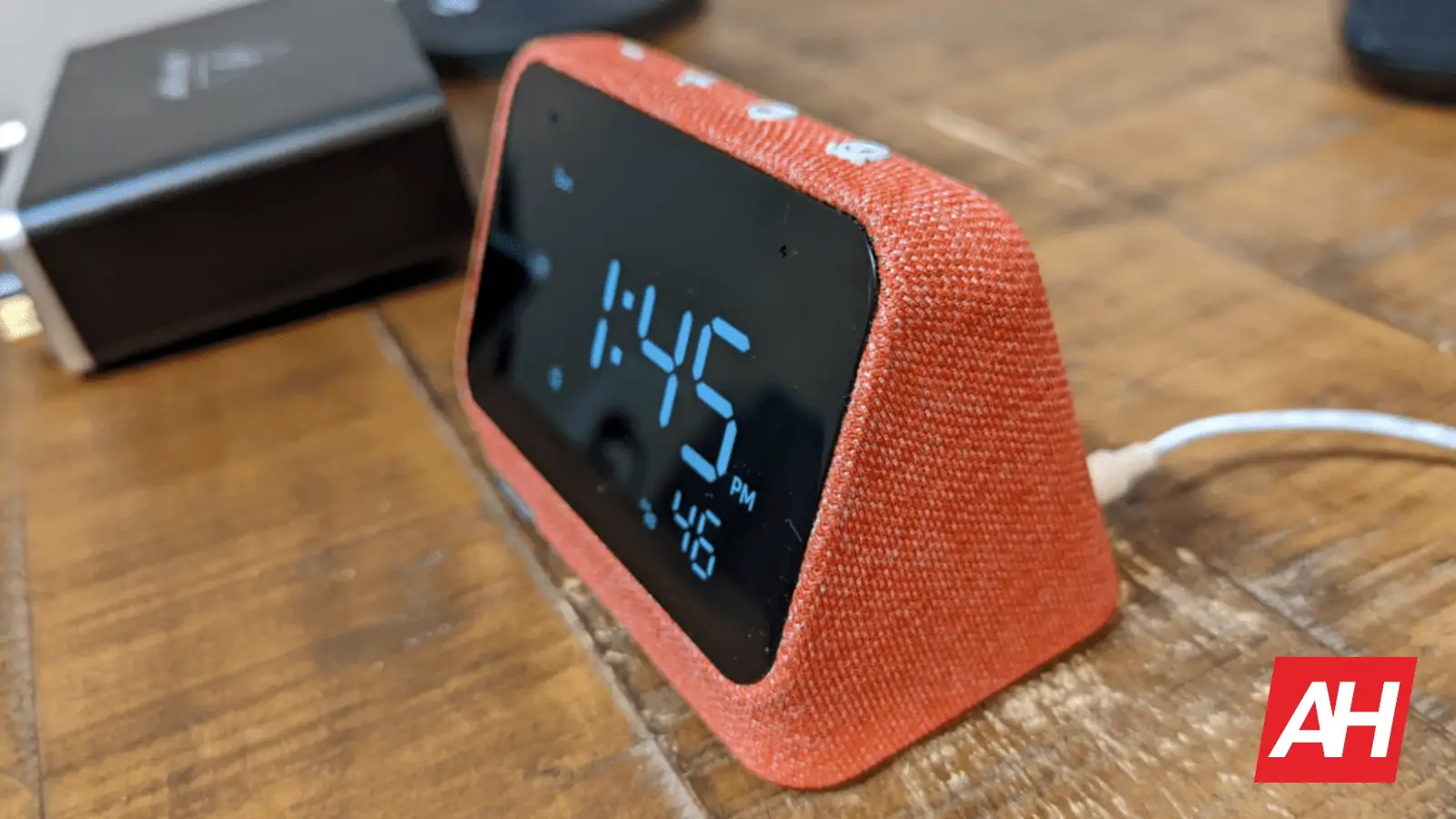 Lenovo smart clock essential ah 5