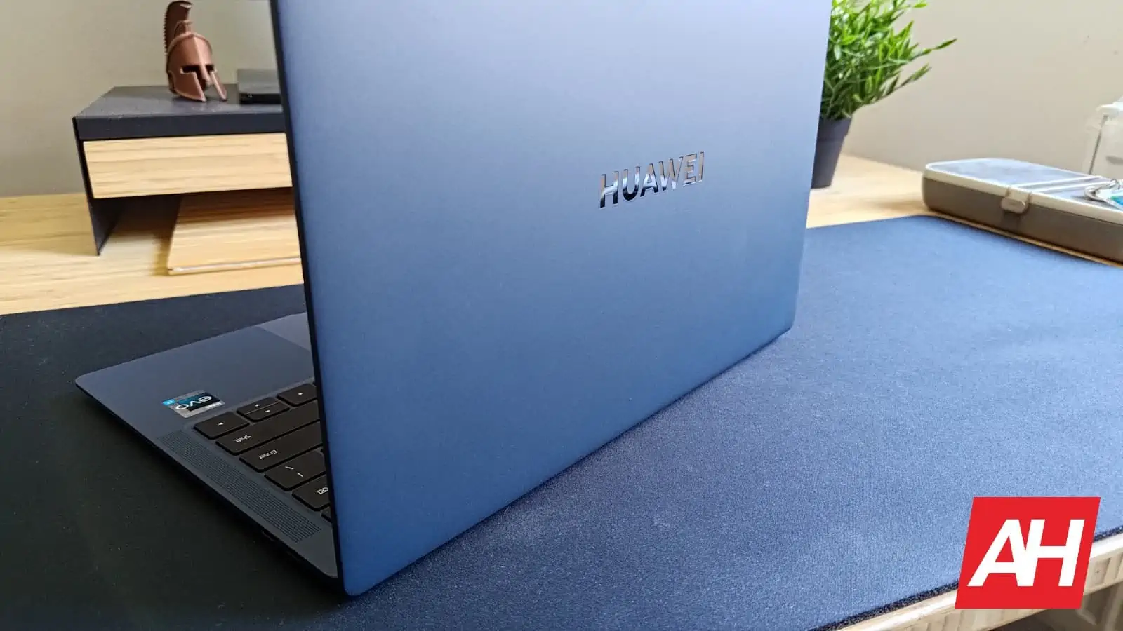 AH Huawei MateBook X Pro 2022 image 108