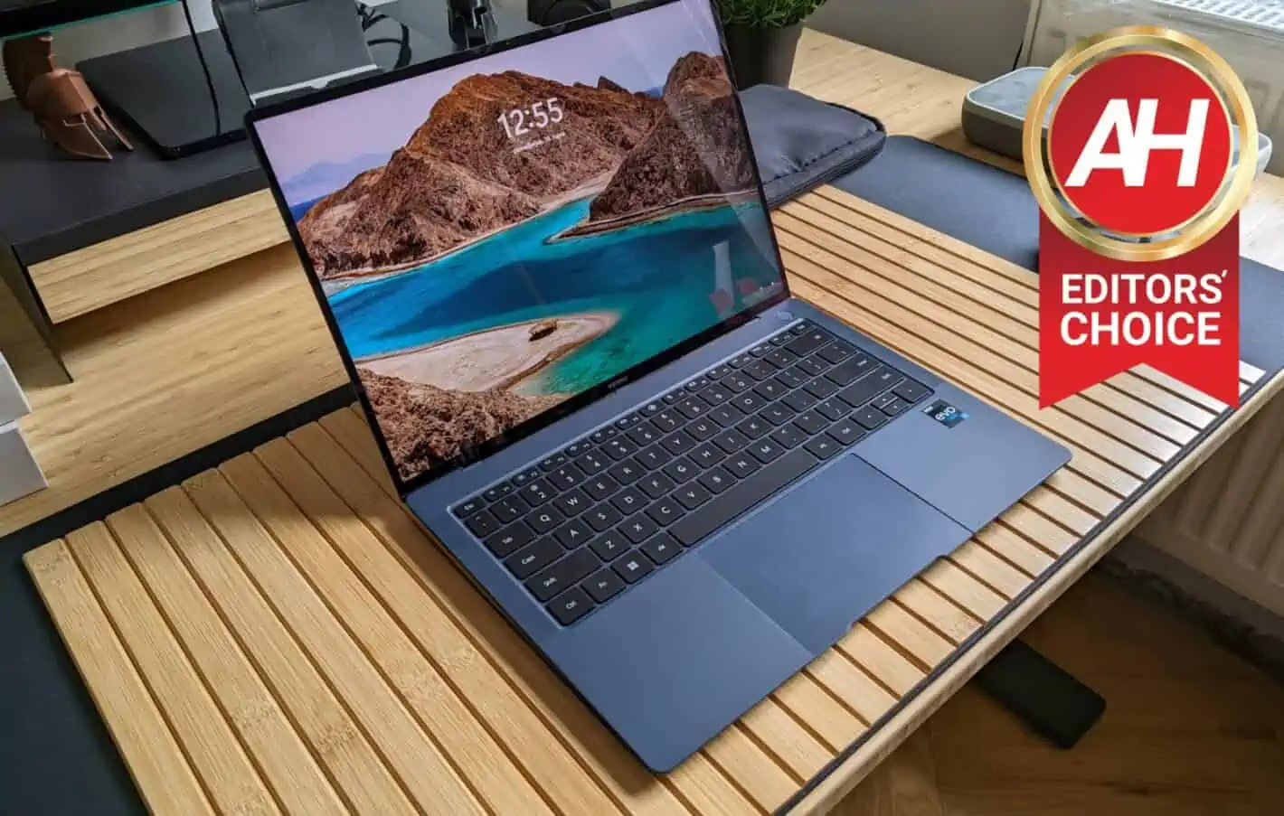 Featured image for Huawei MateBook X Pro (2022) Review: Premium In Every Way, Shape & Form