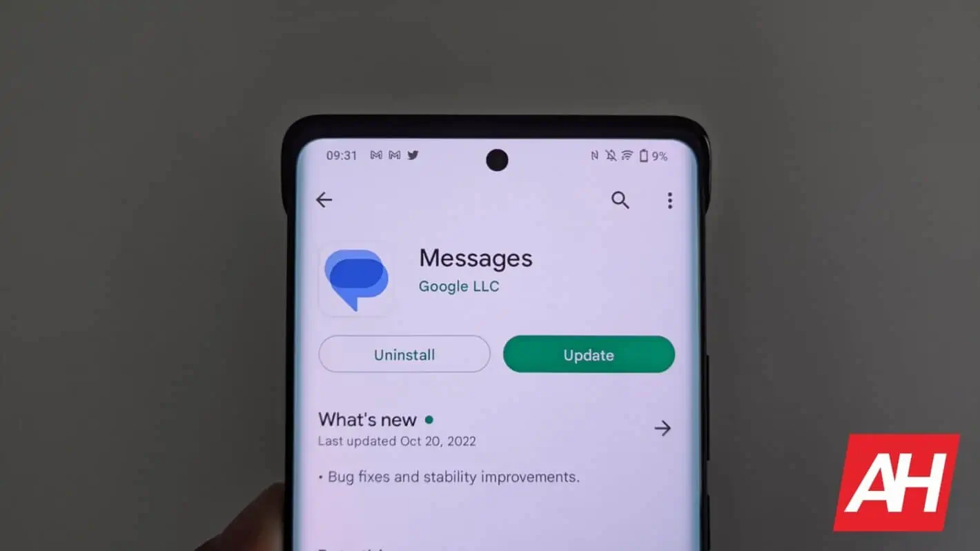 Featured image for Google Messages on the web adds Account-based device pairing