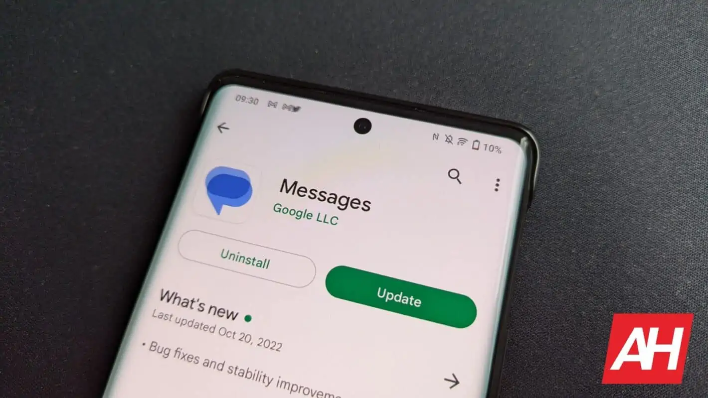 Featured image for Google Messages gets camera icon shortcut in its home screen