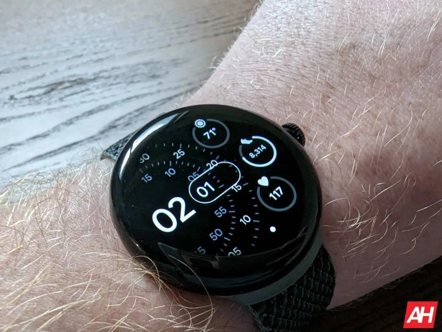 Featured image for The Pixel Watch Gets its Official Teardown