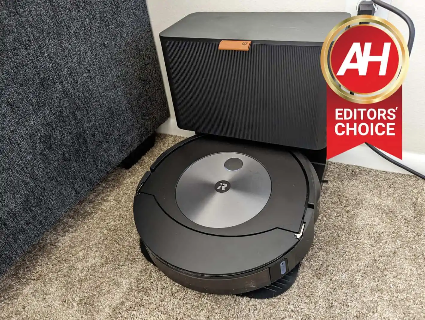 Featured image for iRobot Roomba Combo j7+ Review: The Best robot vacuum & mop combo