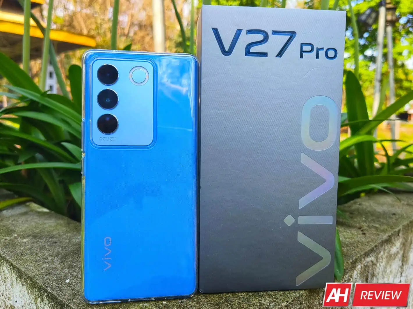 Featured image for Vivo V27 Pro Review: Stylish phone with great all-round performance