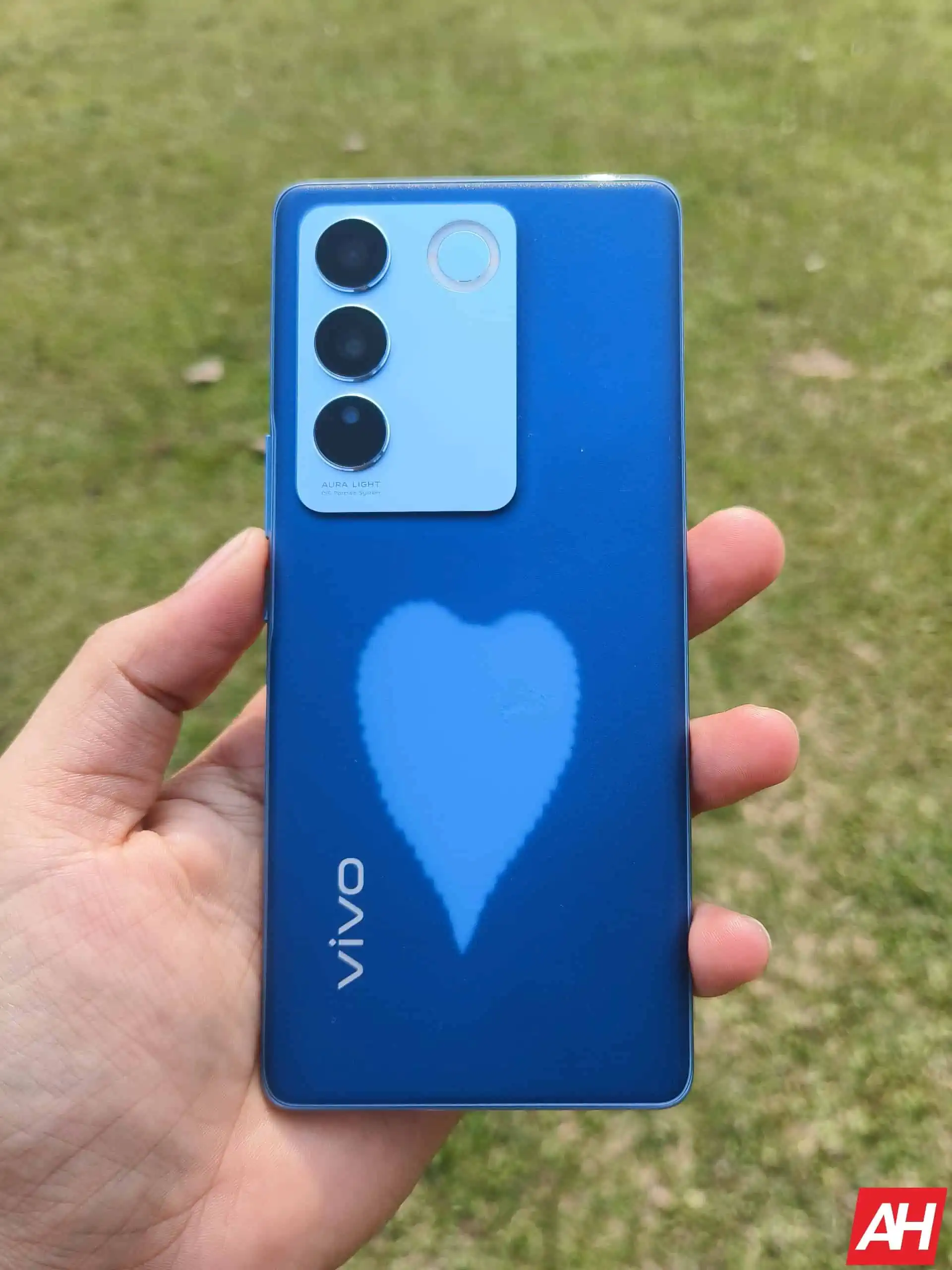 Vivo V27 Pro Review 16