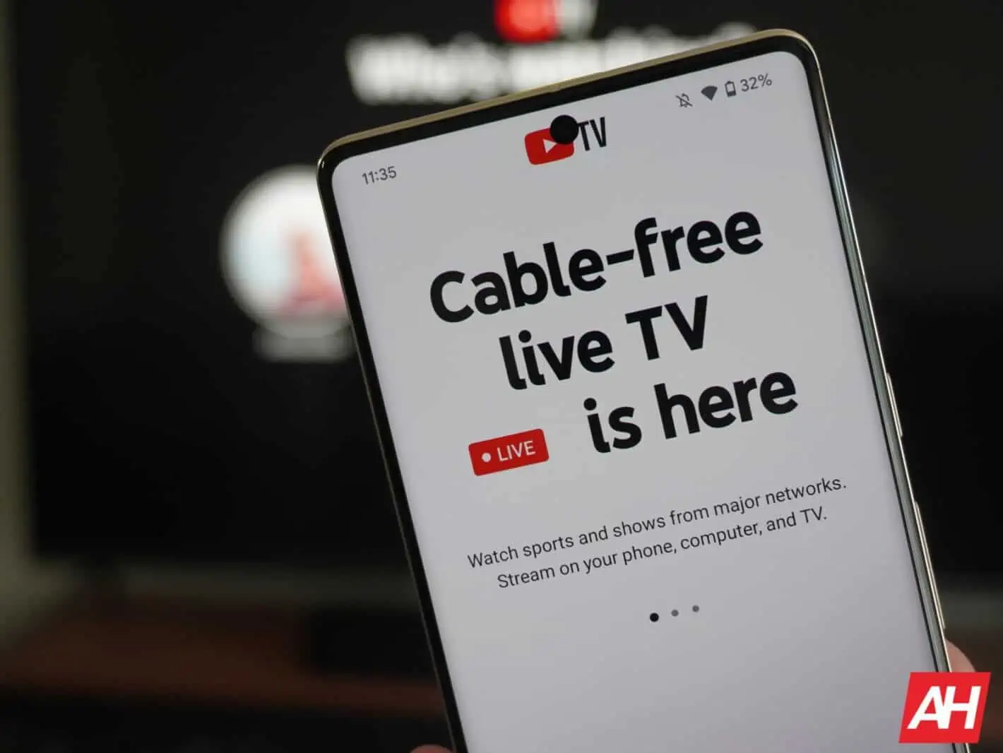 Featured image for YouTube TV stands against cable TV providers amid FCC battle