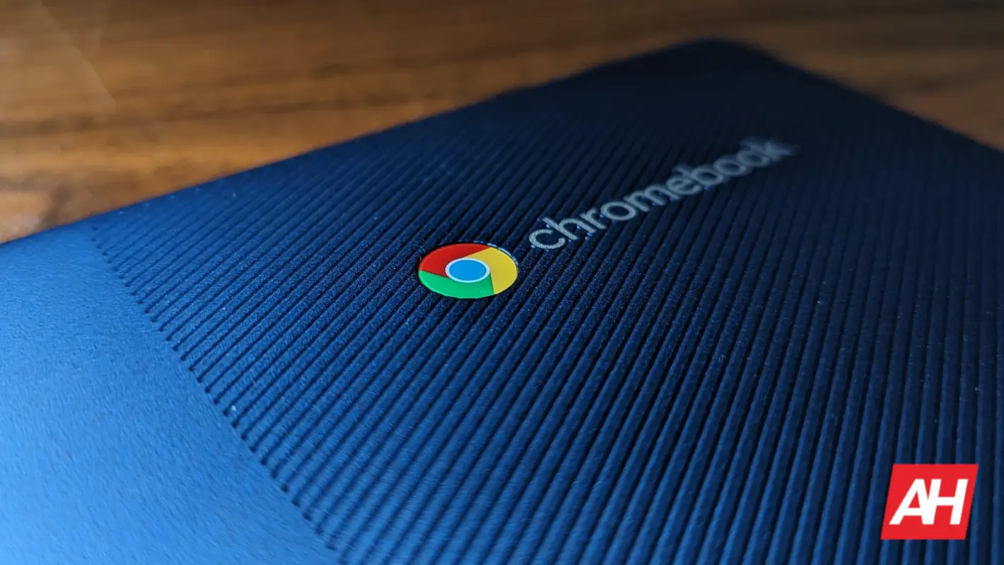 Featured image for ChromeOS 120 update brings 'Self Share', Virtual Desk Button & more