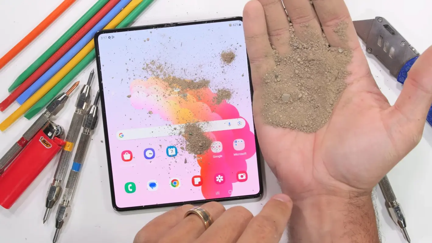 Featured image for Galaxy Z Fold 5 excels in brutal durability test: Video