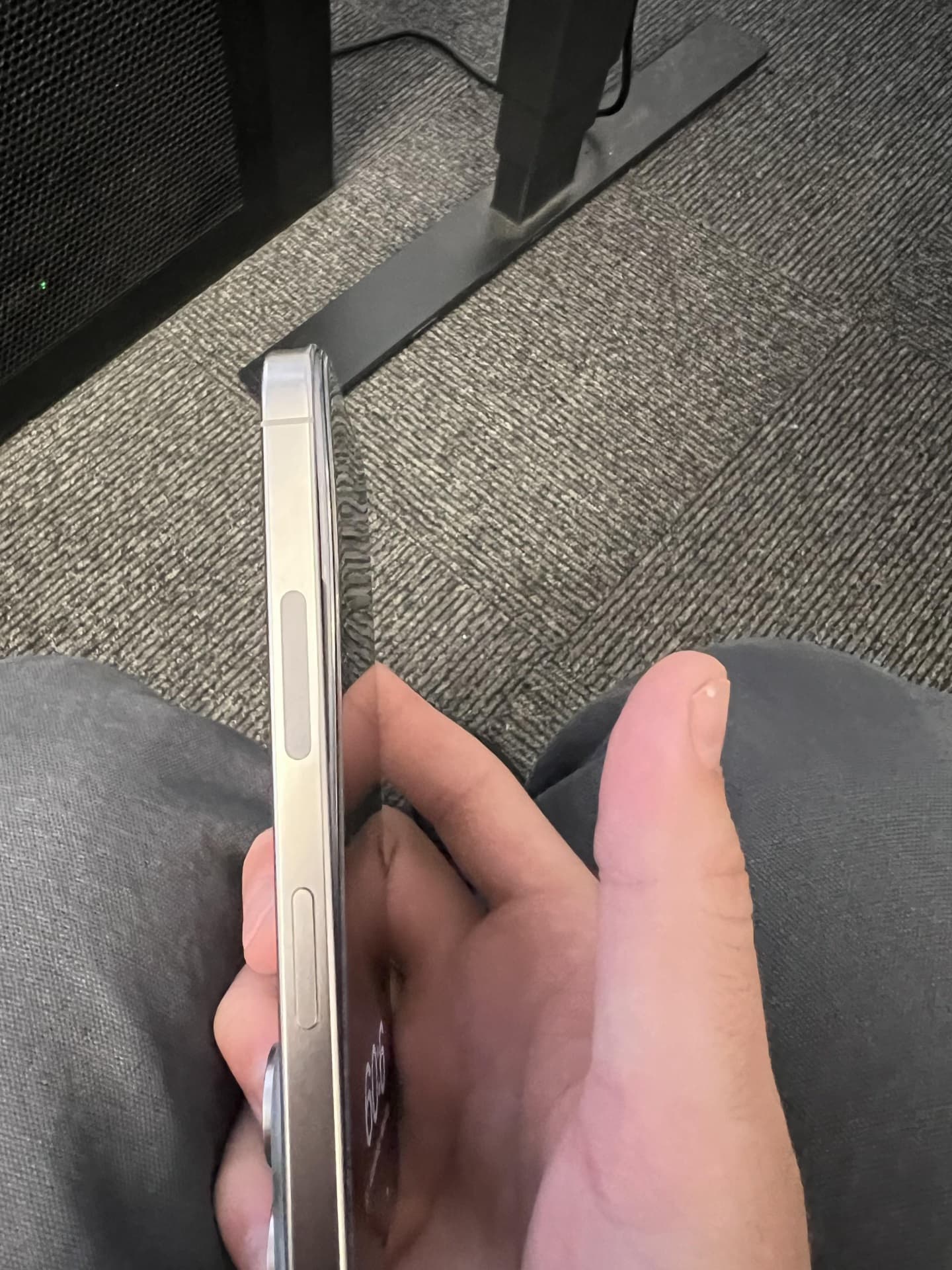 iPhone 15 Pro heating issue swollen battery