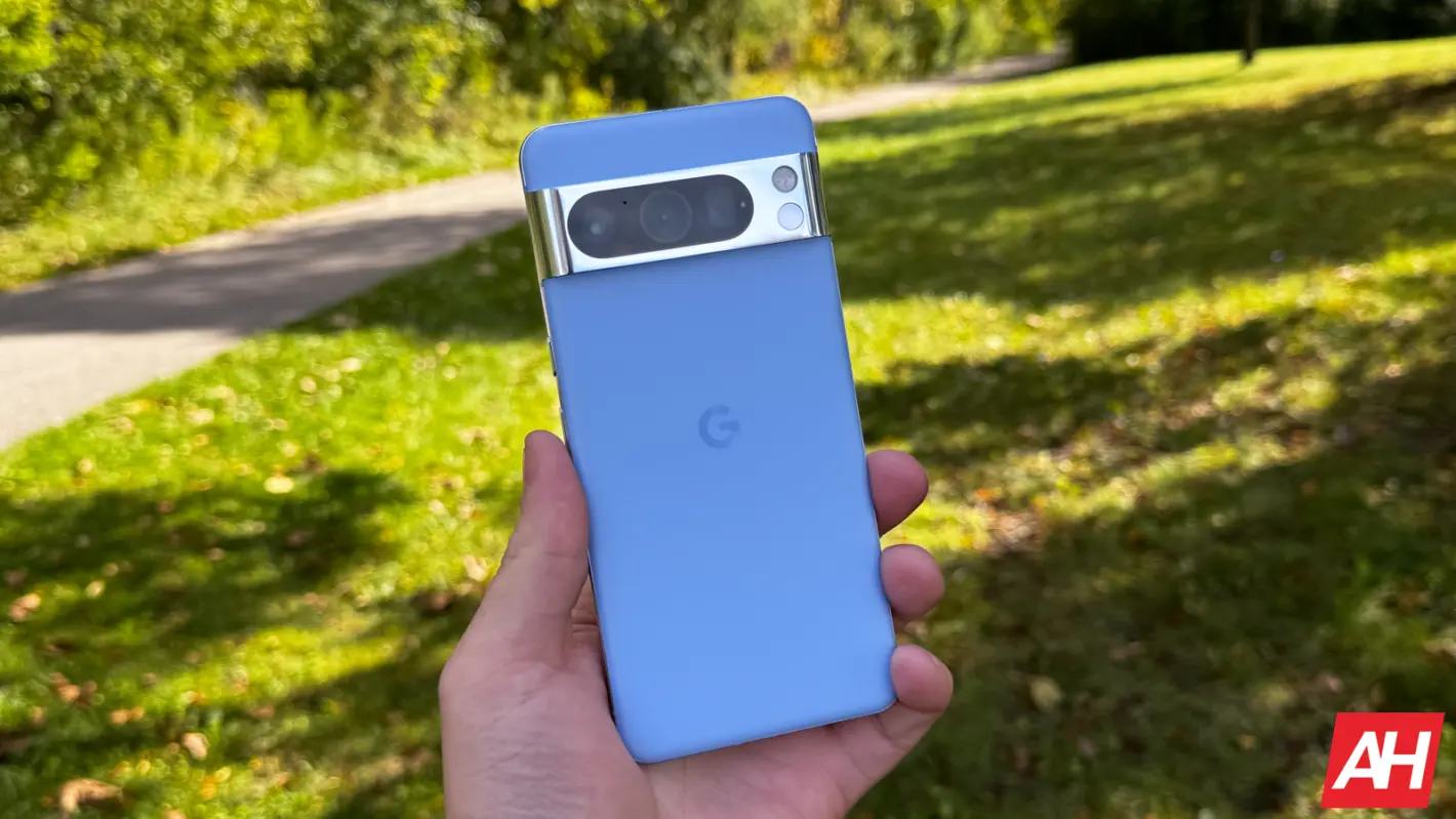 Featured image for Google Pixel 8 & Pixel 8 Pro get first post-launch update