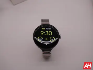 Google Pixel Watch 2 AH 03