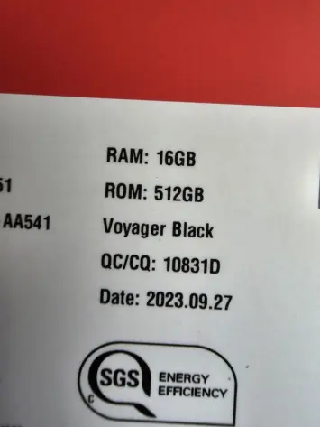 OnePlus Open retail box leak image 3