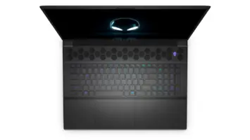 Alienware m18 R2 (5)