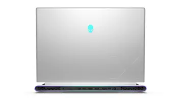 Alienware x16 R2 (1)