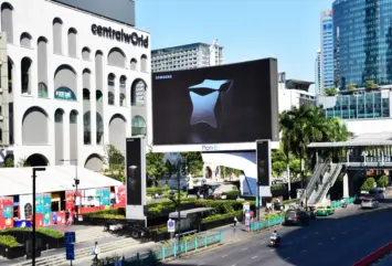 Samsung Galaxy S24 promotion billboard Galaxy AI 3