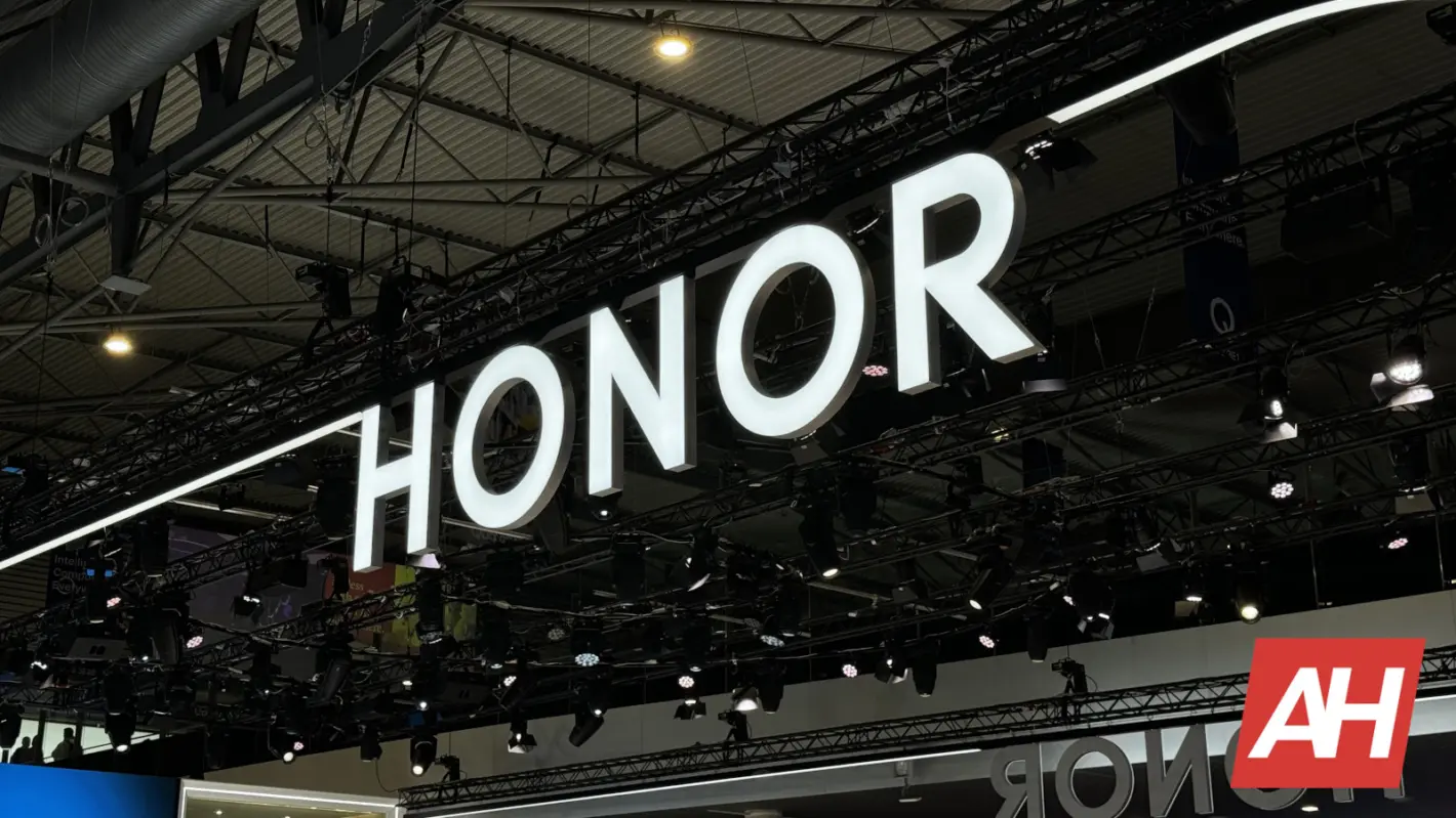 Featured image for HONOR CEO Zhao Ming resigns due to personal reasons