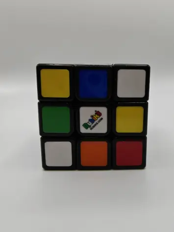 OPPO Find X7 Ultra rubics cube