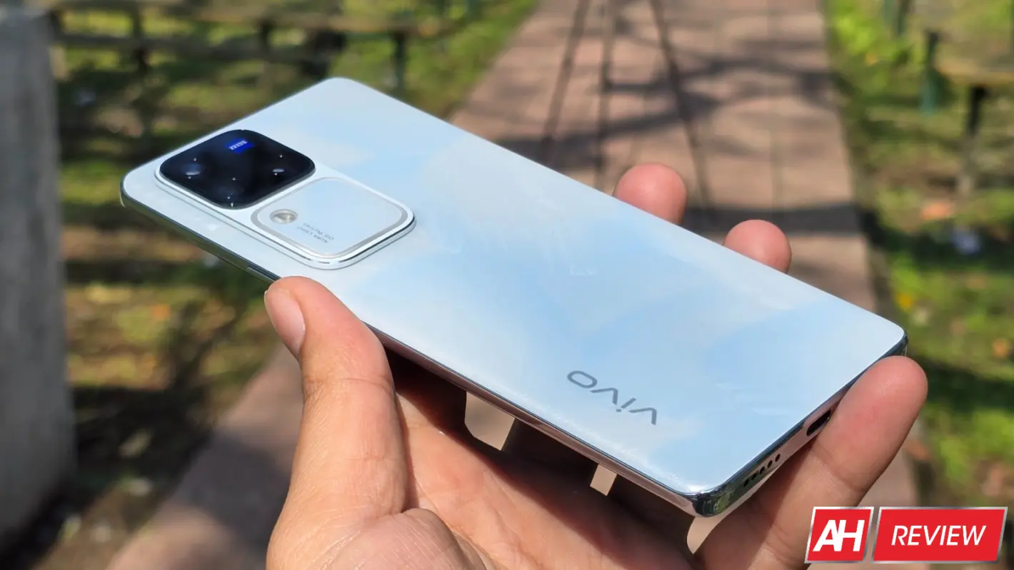 Featured image for Vivo V30 Pro Review: A mid-range camera powerhouse