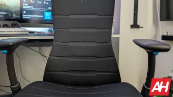 AH Herman Miller Embody Gaming Chair Review (12)