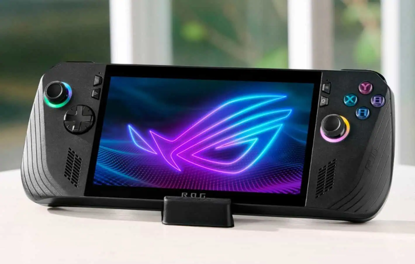 Featured image for ASUS unveils ROG Ally X with more RAM and better battery life