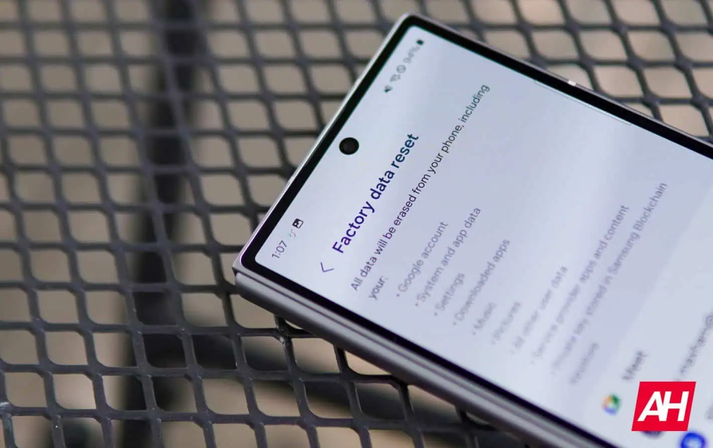 Featured image for How to factory reset your Samsung Galaxy Z Fold 6