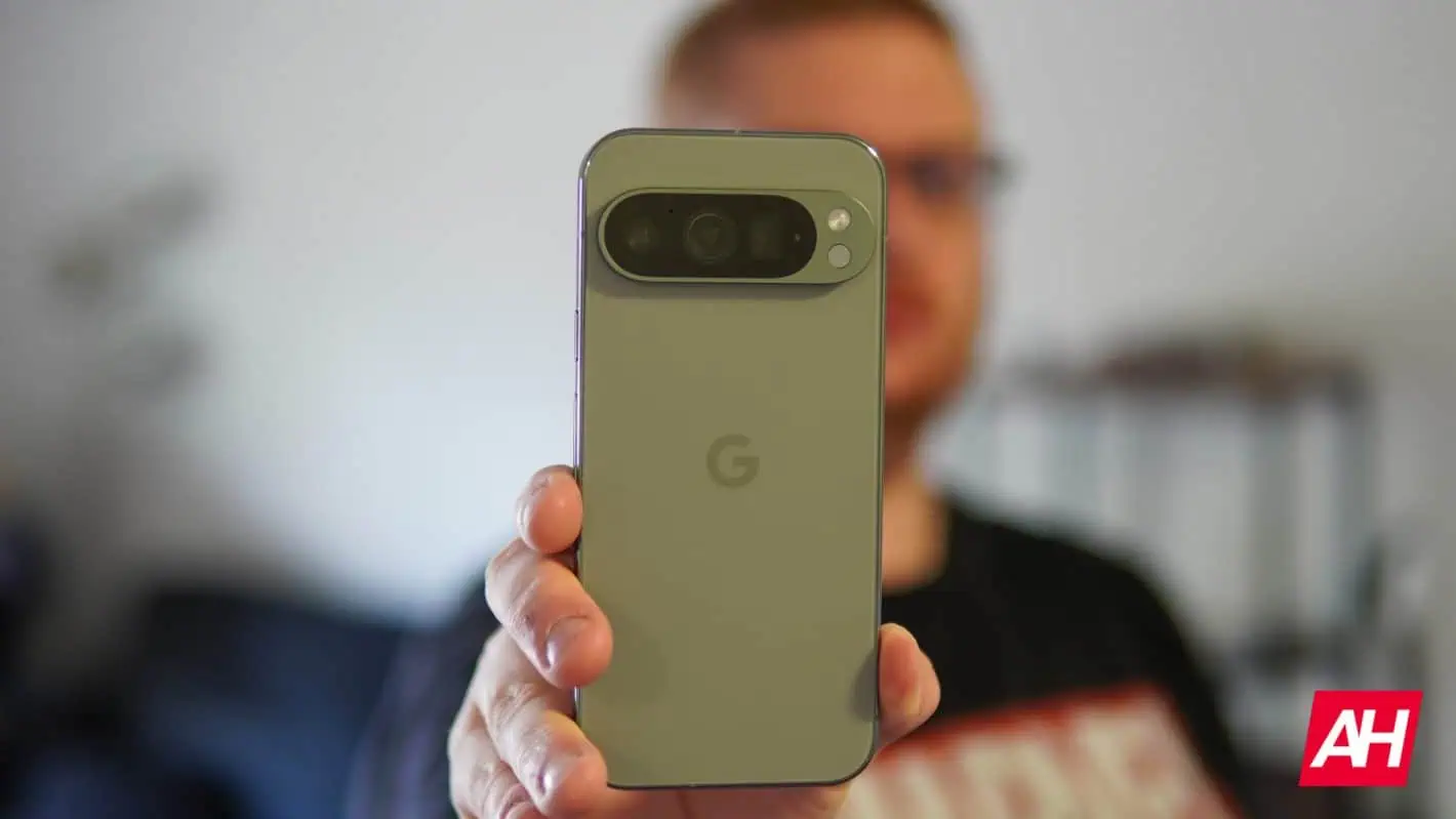 Featured image for Verizon details November security patch for Pixel phones before Google