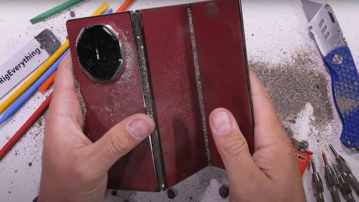 Featured image for Durability tests show Huawei's tri-fold smartphone is delicate, as expected