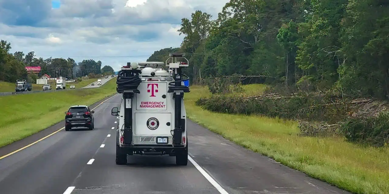 Featured image for T-Mobile mobilizes emergency response as hurricane Milton nears Florida