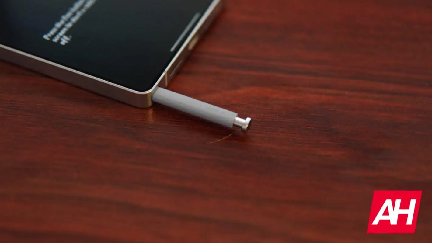 Featured image for An S Pen fan petitions Samsung to bring back its Bluetooth features