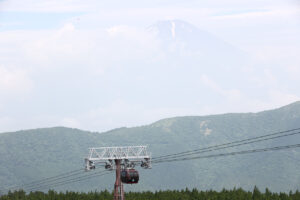 箱根・大涌谷で普段は入れない自然研究路を体験！ヴェネチアンガラスや圧巻の庭園も9