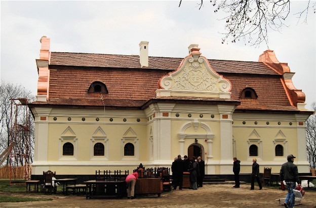 Image - Reconstructed hetman palace (1670s?80s) in the Baturyn citadel (photo: V. Kovalenko). 